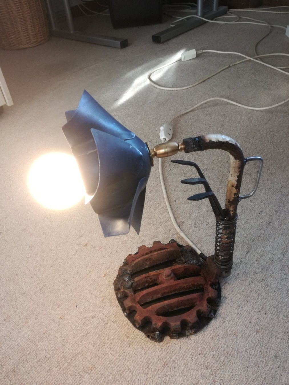Lampade: Tischlampe Upcycling – Usato da Sursee venduto da Ursus_LU 2