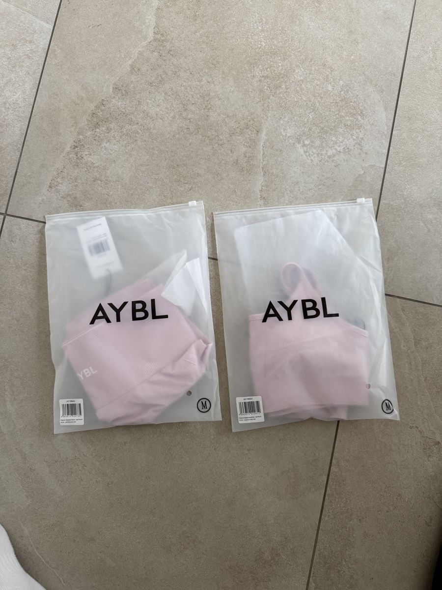 Lotti di vestiti: Tenue AYBL neuve !!! Taille M – Nuovo e nell'imballaggio originale da Fétigny venduto da Titou2010 3