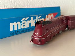 Märklin H0 Nr. 3089 DRG BR03 Stromlinienlok rot