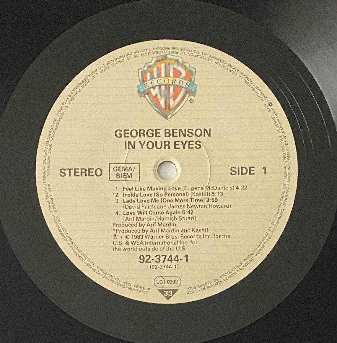 Schallplatten: George Benson, In Your Eyes – Gebraucht aus Flums von  4