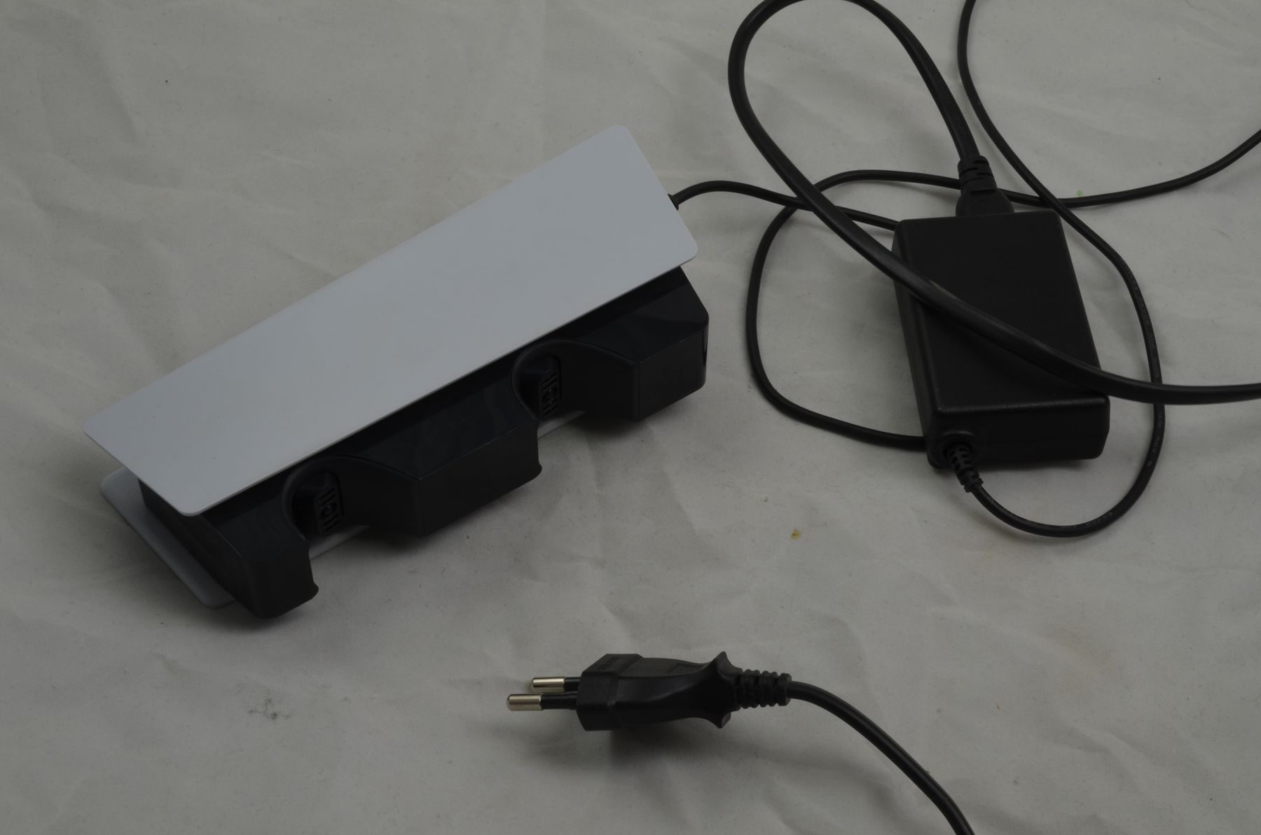 Sonstiges Zubehör: Sony DualSense-Ladestation – Gebraucht aus Buchs AG von SellAndBuyX