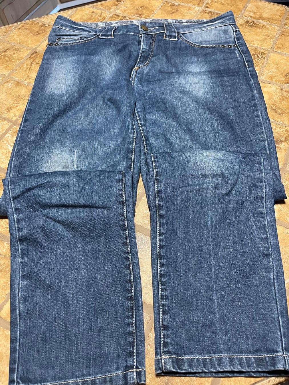 Jeans: Active Wear jeans-M/L-ideale per autunno-chic – Gebraucht aus Gordevio von LanaZimm