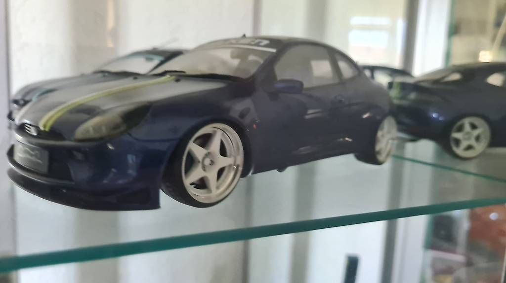 Modellini d'auto: 2 FORD PUMA MODELLAUTO ZU VERKAUFEN  – Usato da Ittigen venduto da ROCKY1964 2
