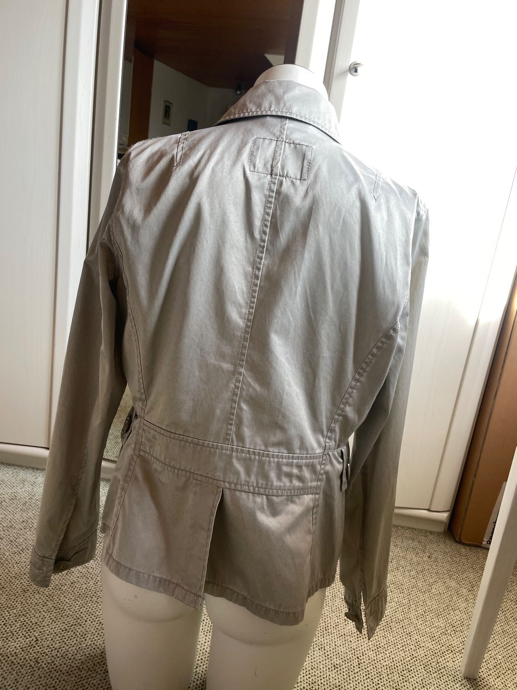 Vestes: Silber Jacke Gr. 40 Mexx – D'occasion à Volketswil par n_r_5gdf 5