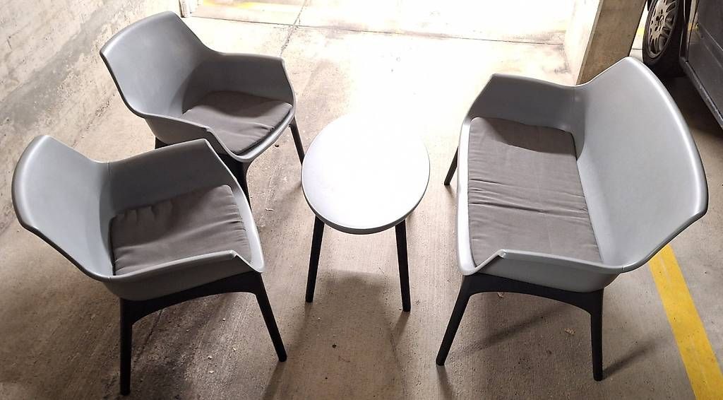 Set di tavolo e panche: Garten / Terrasse Möbel Set – Usato da Baar venduto da SBBaco