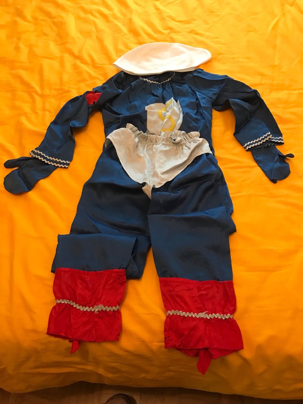 Costumi: Fasnachts-Kinderkostüme-Super-Schlümpfe – Usato da Zürich venduto da luc_2t2q 2
