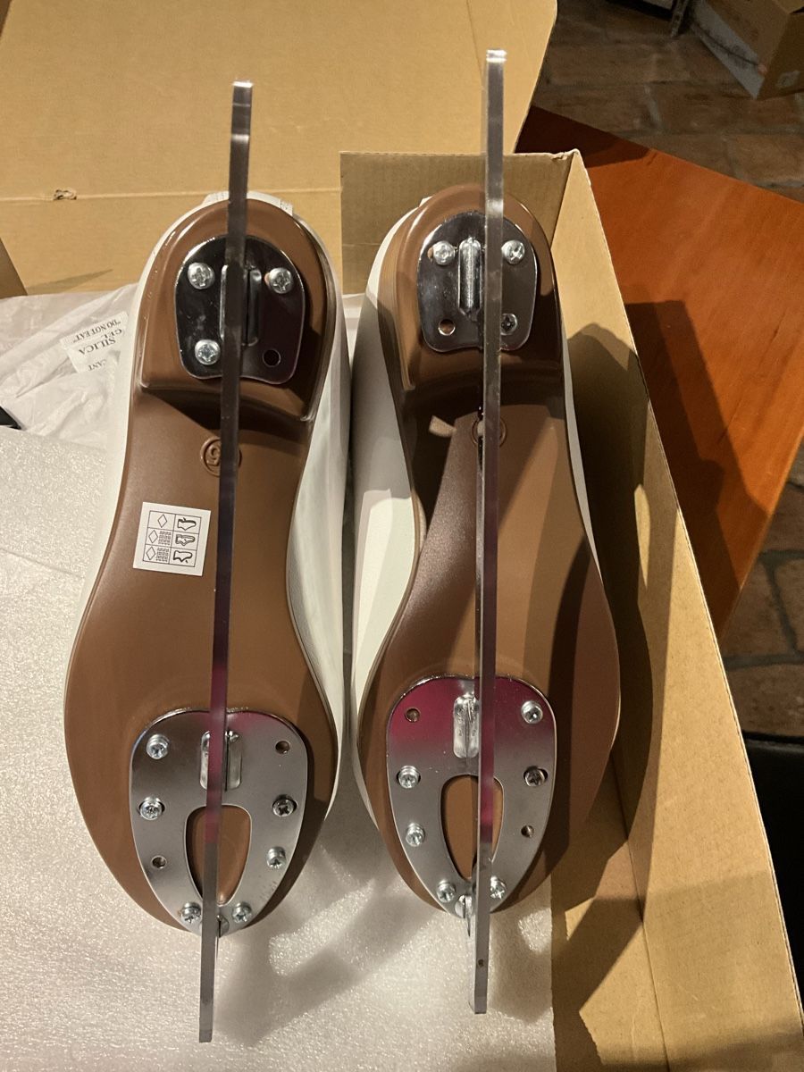 Graf Pattini da ghiaccio: Graf Ruby Star EU 35; UK 3; CM22.0 with A4 Blades NEW – Nuovo (secondo la descrizione) da Bäch SZ venduto da sg7270 5