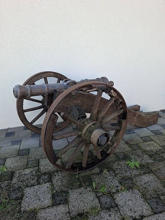 Tutte le decorazioni: Kanone aus dem 1883 – Usato da Hüttlingen venduto da Ideale