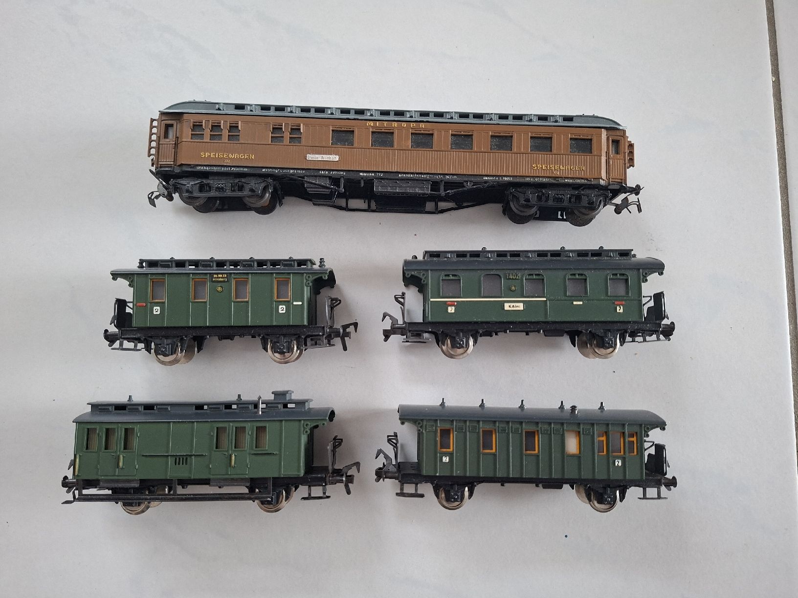Fleischmann Modellini di ferrovie: Fleischmann H0 Personenwagen alt – Usato da Boll venduto da romanm0 1