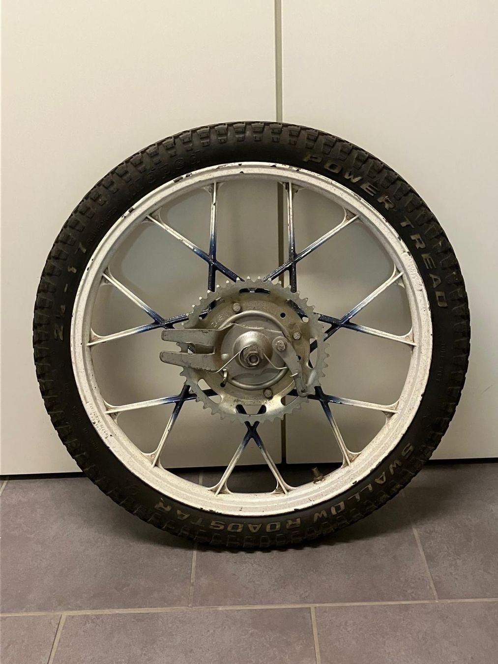 Parti ricambio per ciclomotori: Rad, Hinterrad, Maxi? Puch?, Hercules? – Usato da Regensdorf venduto da 7ws8