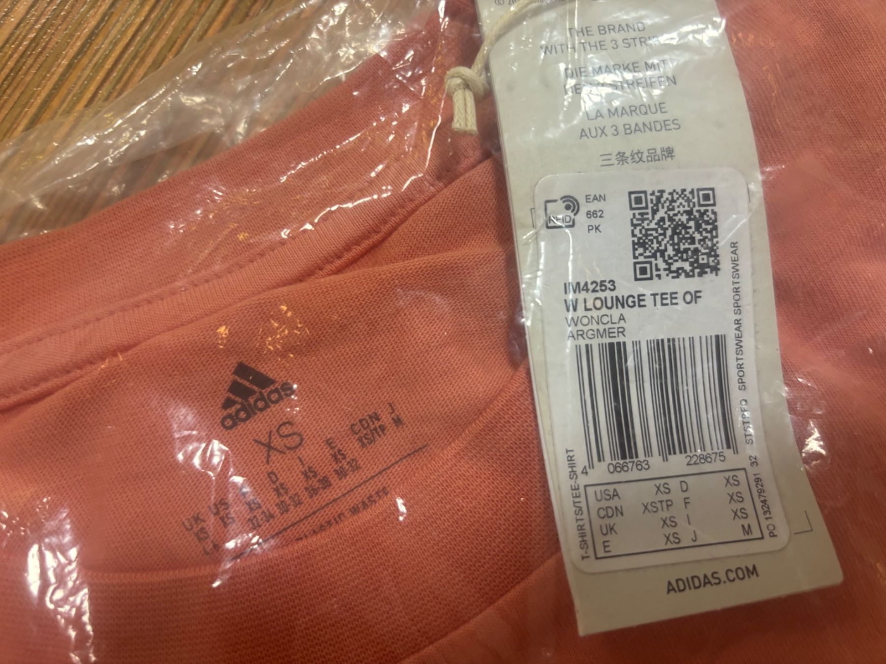Adidas T-shirt: XS_adidas_Baumwolle_NEU_Hoher LP – Nuovo e nell'imballaggio originale da Versegeres venduto da kista 2