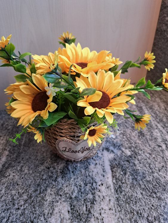 Wackelkopf Sonnenblume Auto-Deko - Handgewebte Armaturenbrett Figur