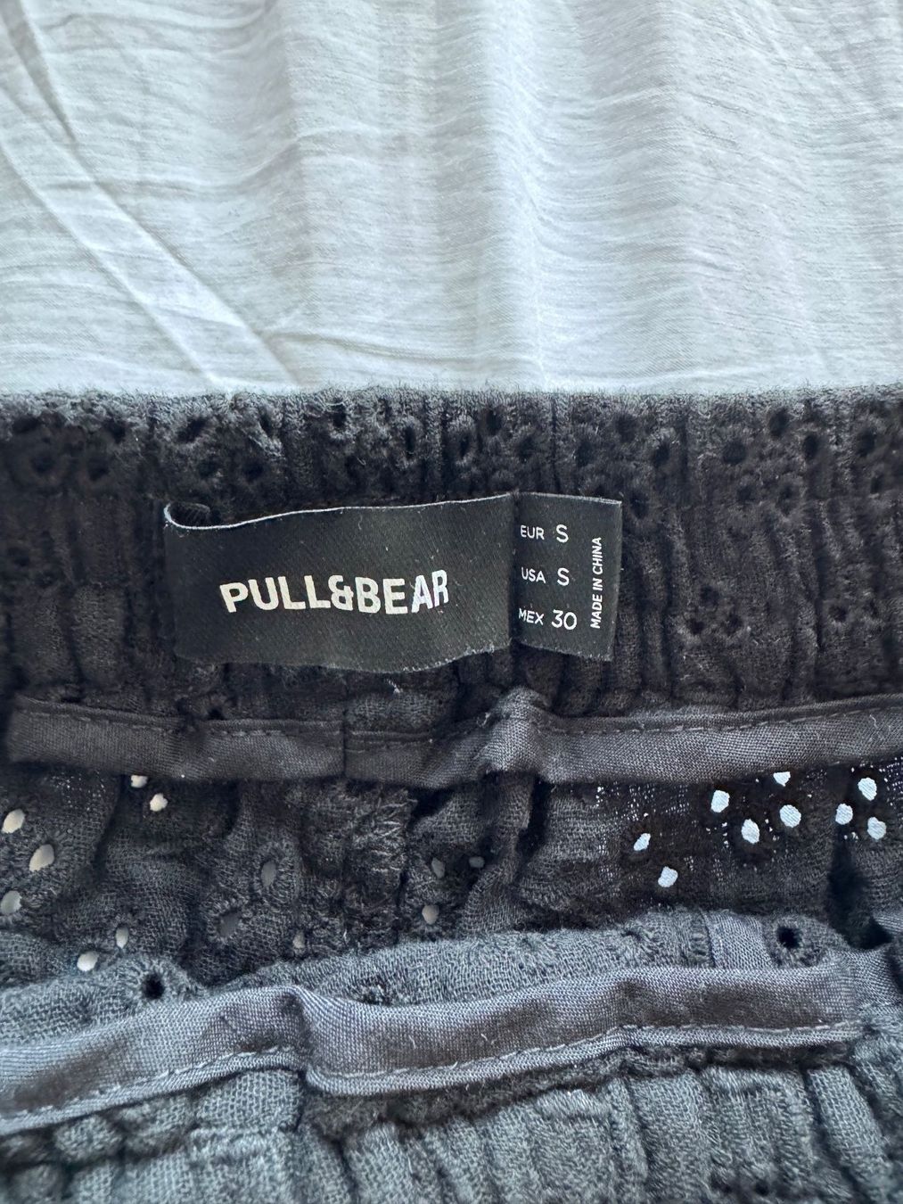 Pull&Bear Pantalons: kurze Hose Pull and Bear – Neuf (Voir description) à Arbon par flowerandfound 2