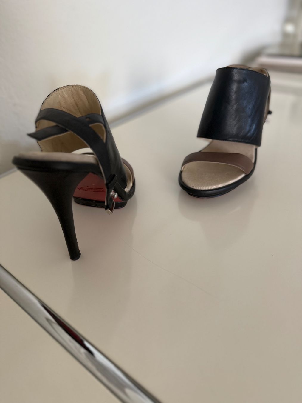 Scarpe da donna: Bimba y Lola Sandalen – Usato da Richterswil venduto da CarlotaMaria 1