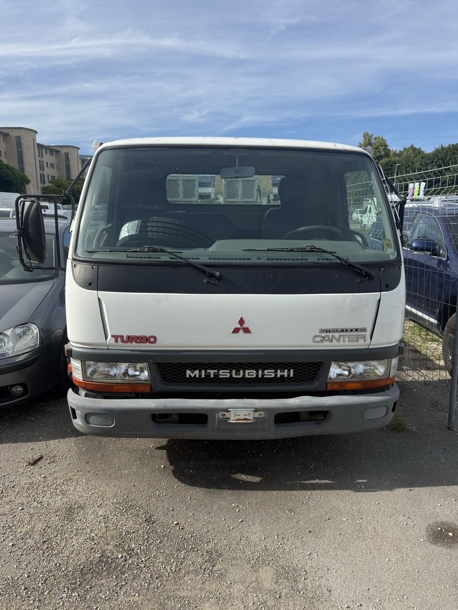 Mitsubishi Veicoli commerciali: Mitsubishi canter dépanneuse – Usato da St-Aubin-Sauges venduto da sho_z9vr 2