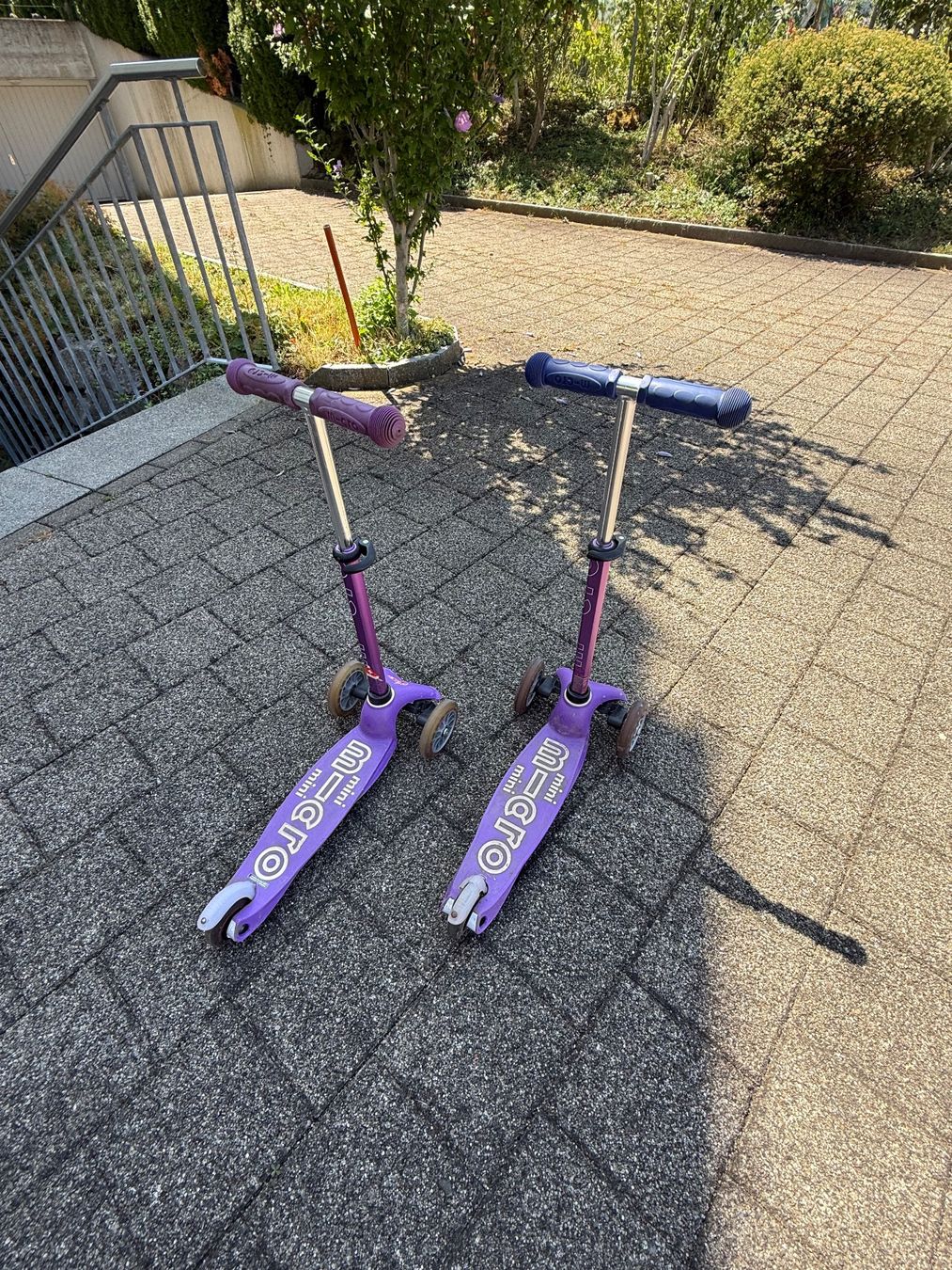Micro Fahrzeuge für Kinder: 1xMini Micro Roller lila guter Zustand – Gebraucht aus Rorschach von Wjack 3