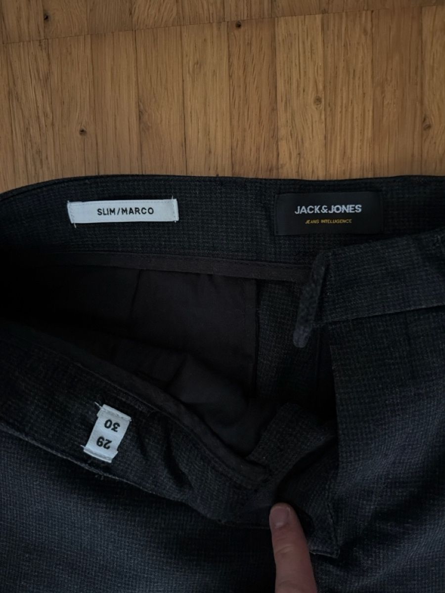 Jack & Jones Hosen: Hosen Jack and Jones – Gebraucht aus thun von antonio.guido 1