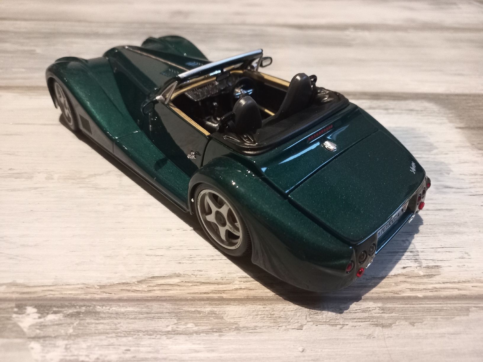 Maisto Voitures modèles: Morgan Aero 1/18 Maisto – D'occasion à Attalens par remy_s00 2