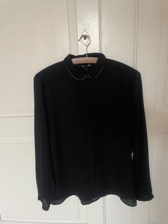 Schwarze Bluse Gr. 36 mit Silberkragen H&M