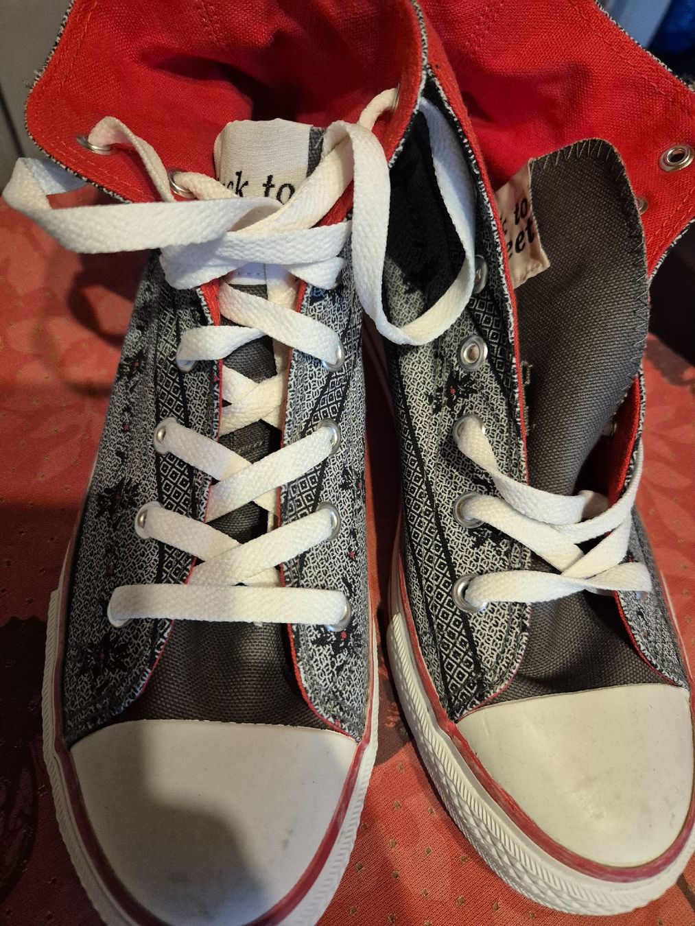 Damenschuhe: Coole Sneaker High-Tops, Gr. 39.Neu – Neu (gemäss Beschreibung) aus Balterswil von bischoftanja
