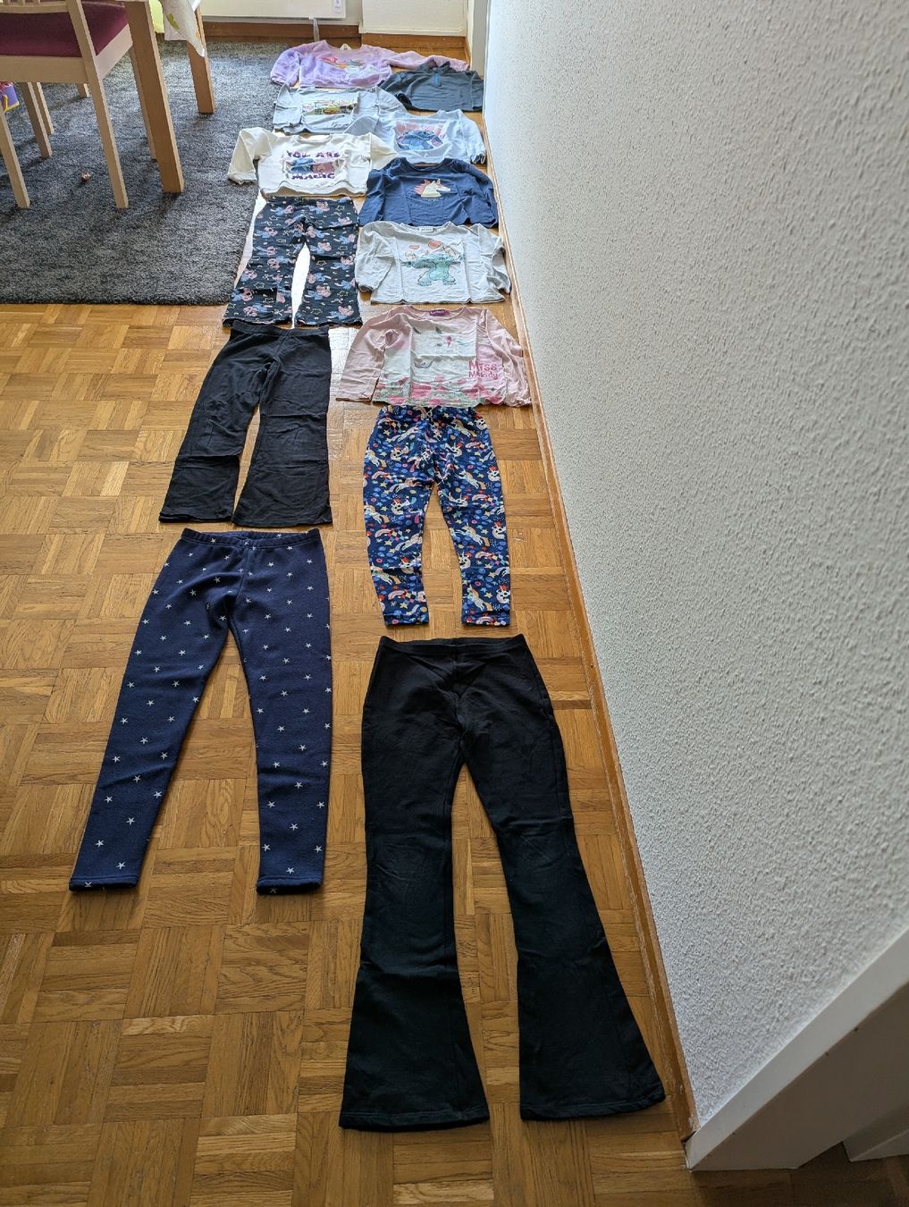 C&A Lotti & Set di vestiti: Mädchen Kleiderset Grösse 134 - 140 – Usato da Lengnau AG venduto da sus_znf9 2