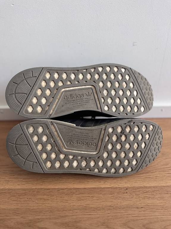 Scarpe da uomo: Adidas Turnschuhe, Grösse 42 2/3 – Usato da Birmensdorf ZH venduto da FiKaVa 3
