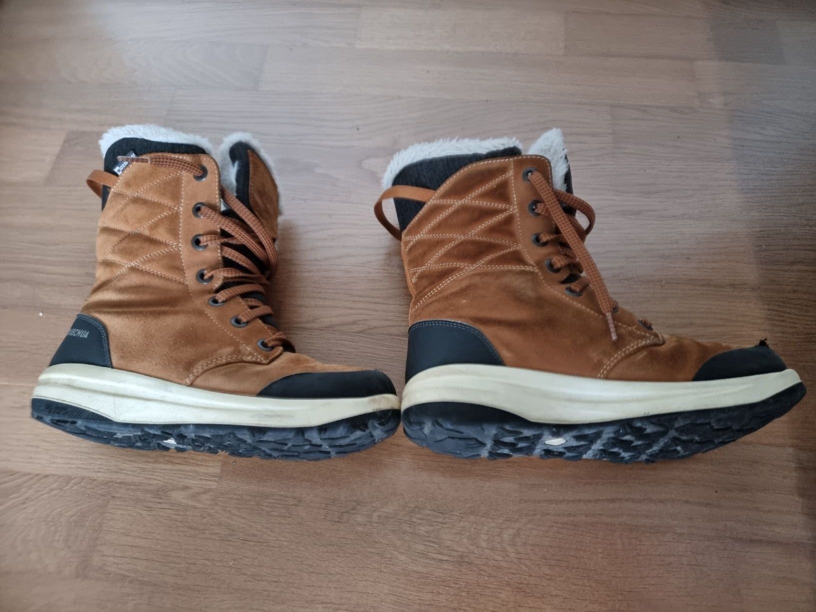 Decathlon Scarpe da donna: QUECHUA Winterstiefel (Gr. 39) – Usato da Zumikon venduto da chv_w96q 2