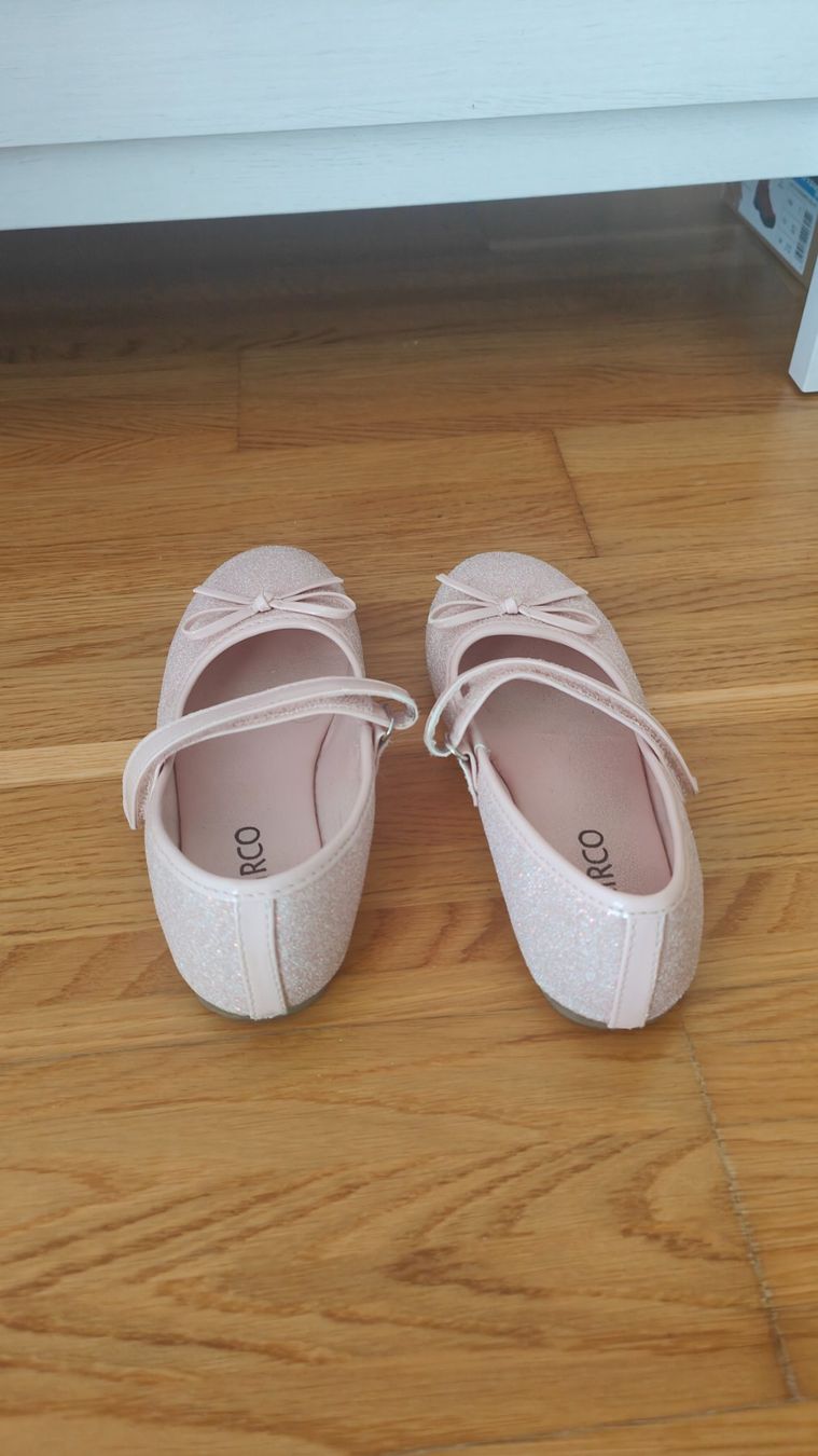 Scarpe per ragazze: Rosa Glitzer Ballerinaschuhe, Gr.30 – Usato da Root venduto da GregorO 1