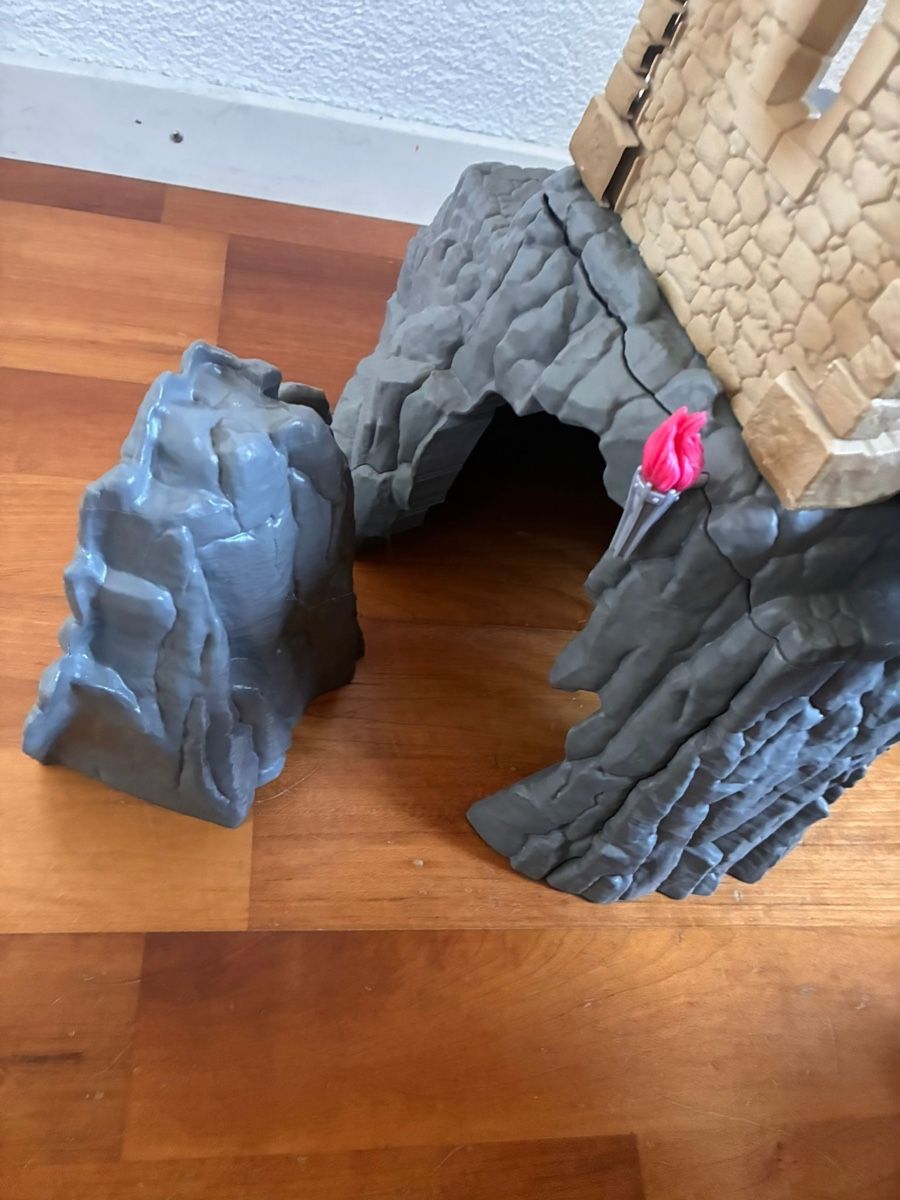 Schleich Giocattoli: Ritterburg der Marke Schleich – Usato da Rossrüti venduto da janick4 2