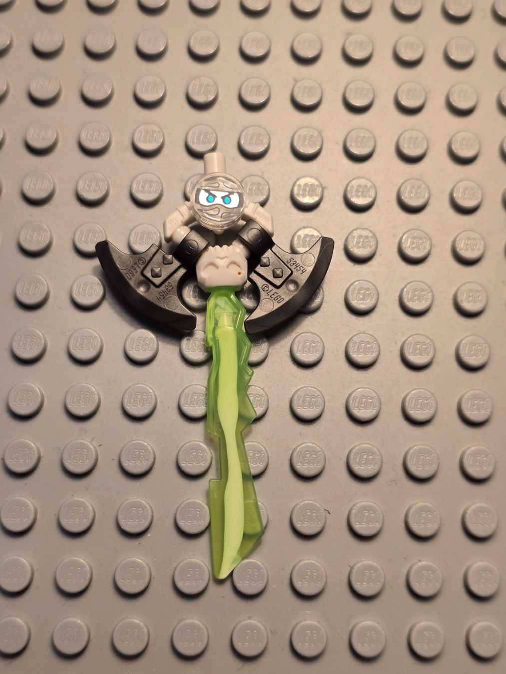 Lego Baukästen: Lego Ninjago Schwert – Gebraucht aus Basel von Swi-7621