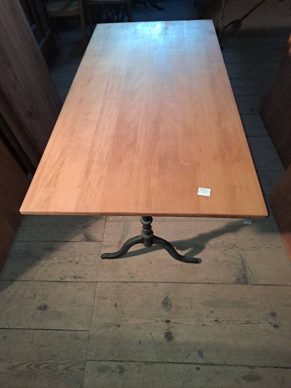 Tische: Tisch mit Gussfüssen 159x76cm – Gebraucht aus Gebenstorf von suroh 1