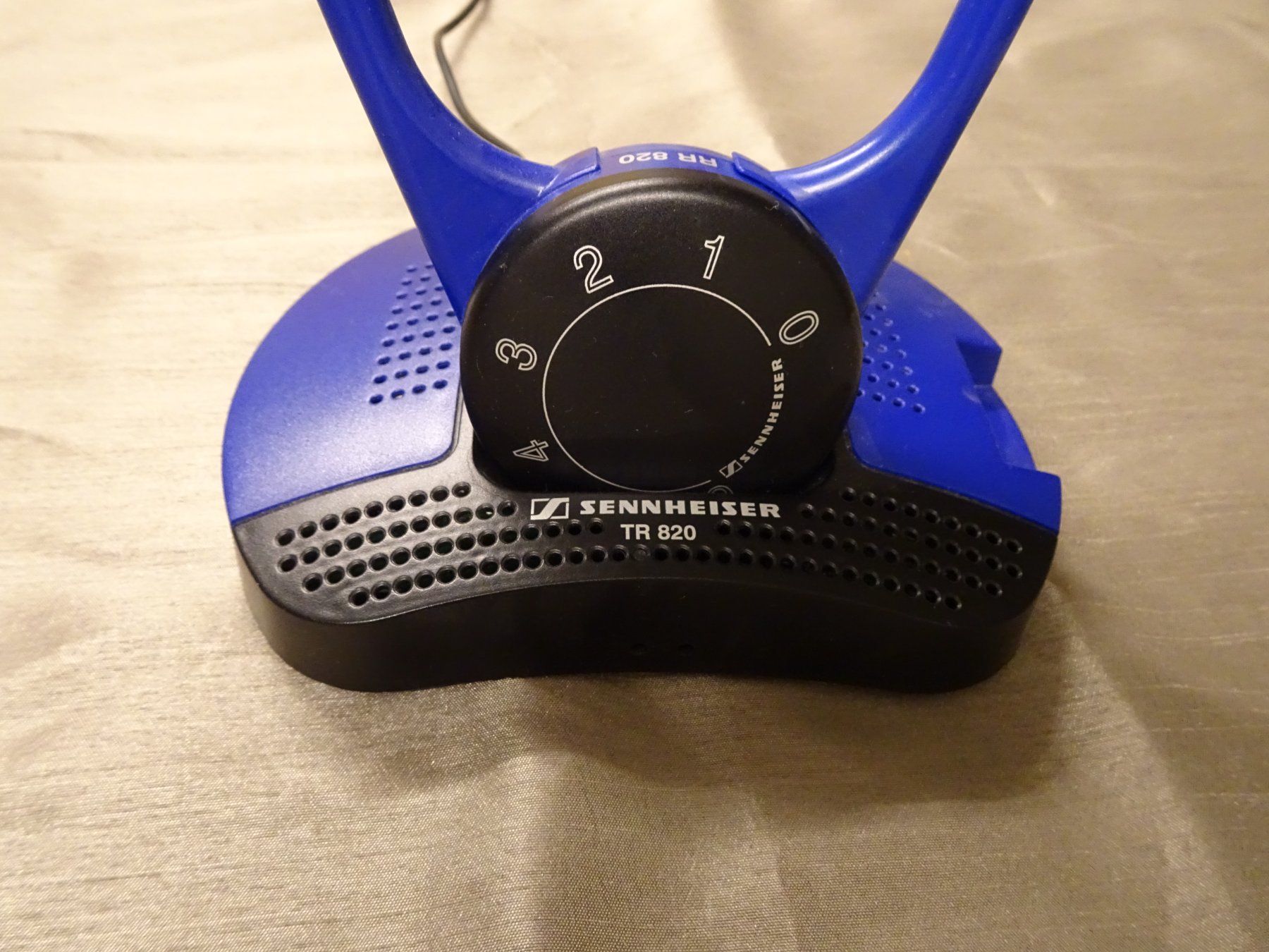 Sennheiser Kopfhörer: TV Hörsystem Sennheiser TR820 – Gebraucht aus Oberwangen b. Bern von est_d8gf 1