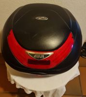 Motorrad Topcase GIVI Flow - Bereit für die nächste Tour!