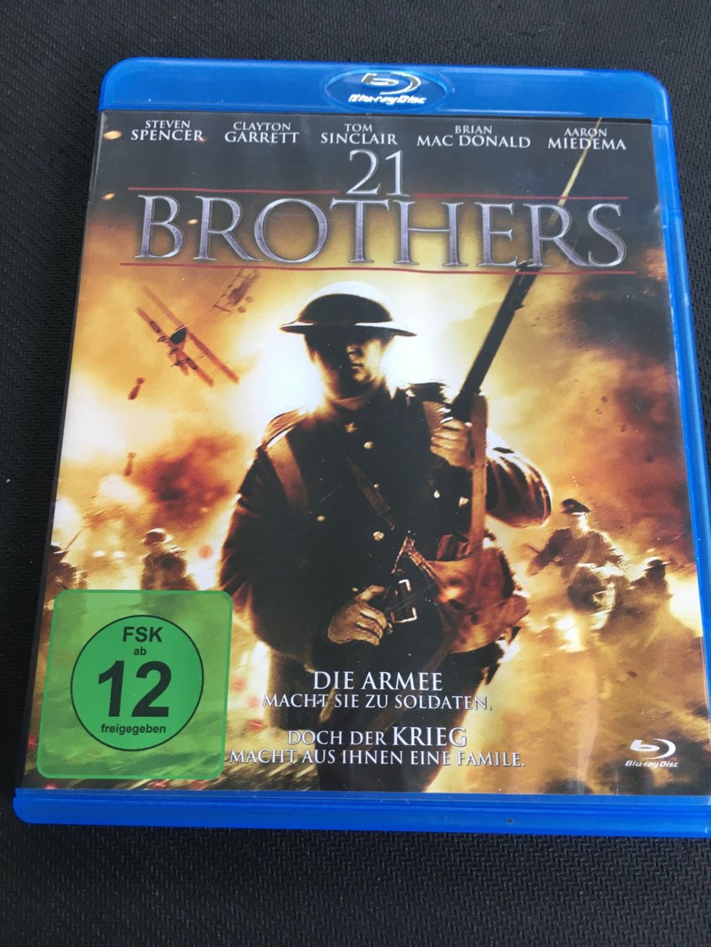 Alle DVDs: 21 Brothers [Blu-ray] – Gebraucht aus St.Gallen von MedienJoe