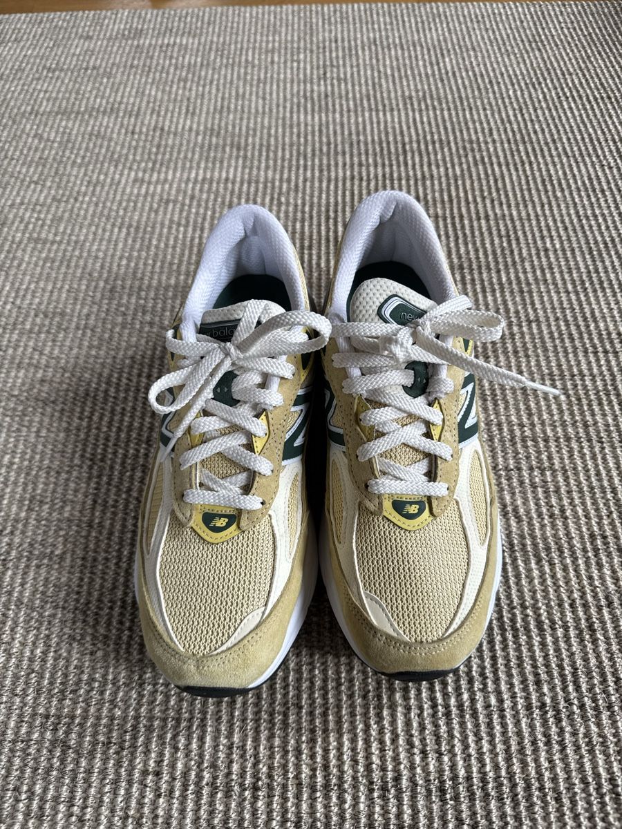 New Balance Scarpe da uomo: New Balance 990 V6 – Nuovo (secondo la descrizione) da Coppet venduto da 63psells 1