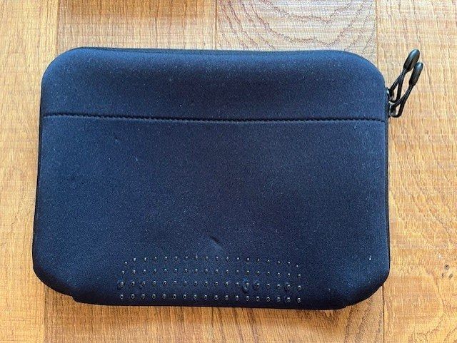 Covers & Taschen: Samsonite Cover für Computer oder I Pad - Schwarz ⚫⚫ – Gebraucht aus Zürich von Sommersun1 1
