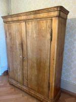 Schrank 2 Türig Antik