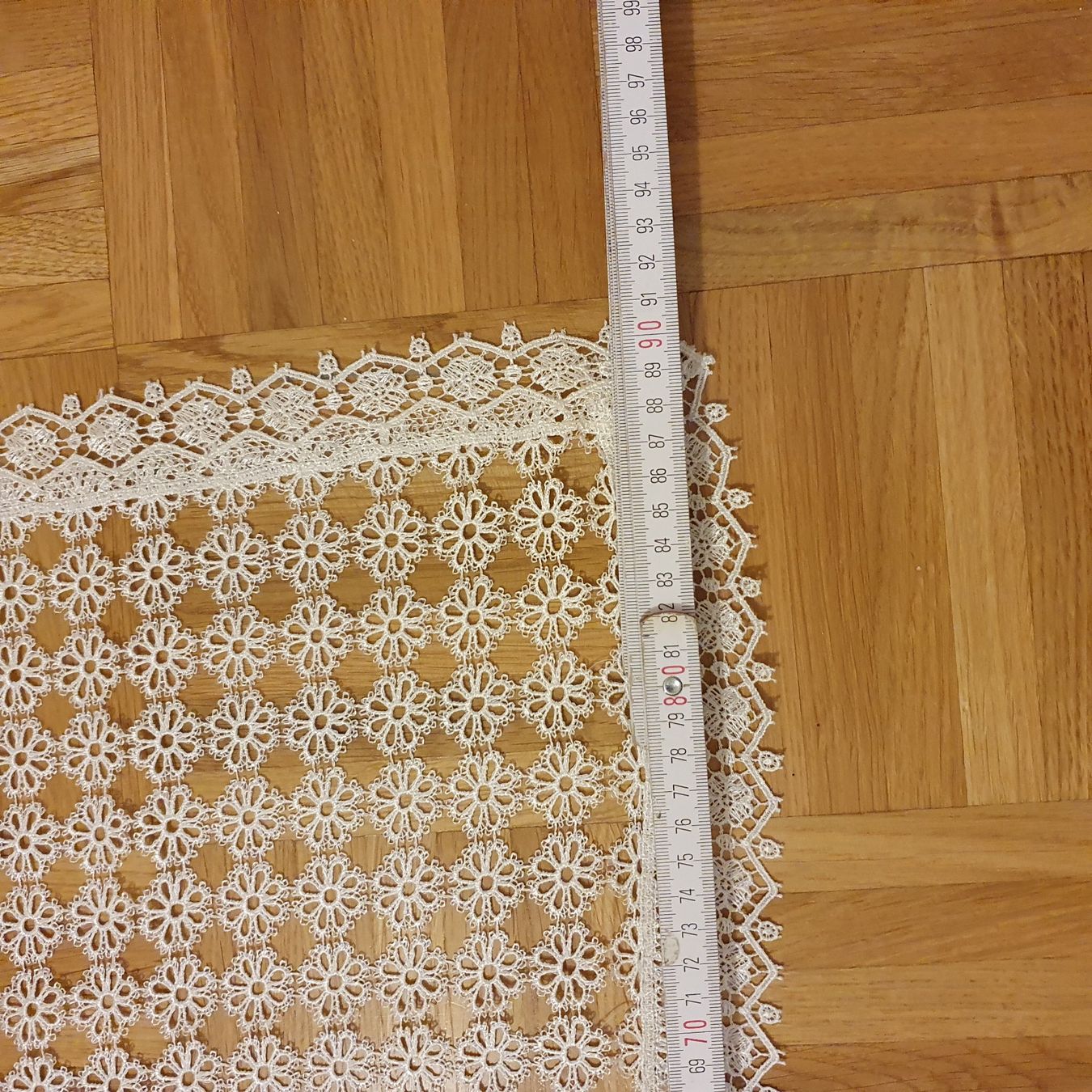 Stoffe: Nappe de décoration dentelles – Gebraucht aus Prilly von RoDyRe 1