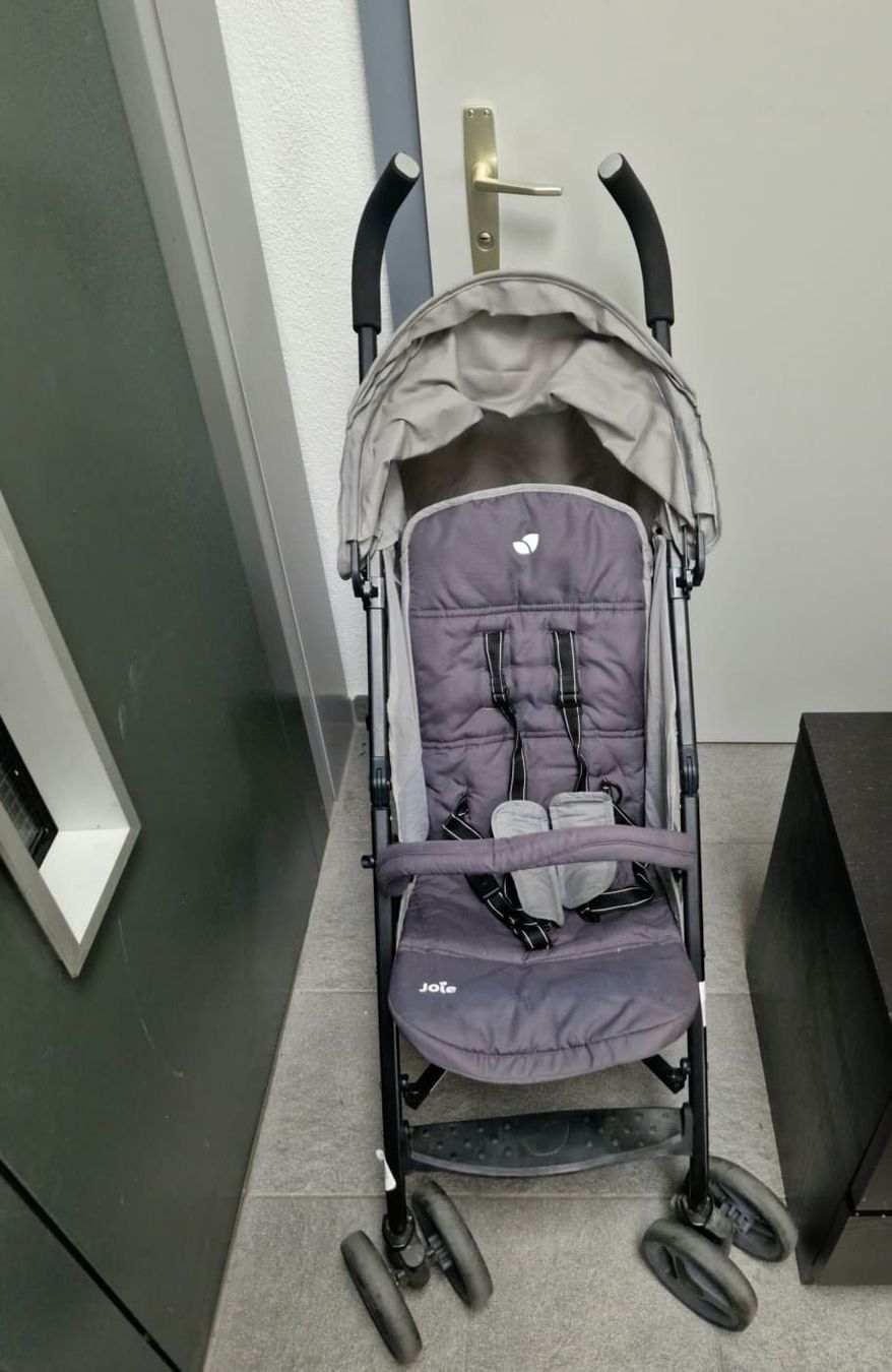 Joie Kinderwagen: Joie  Buggy, Grau – Gebraucht aus Vevey von dreetje9