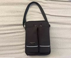 Schwarze Umhängetasche für DJI NEO - Sac à bandoulière noir