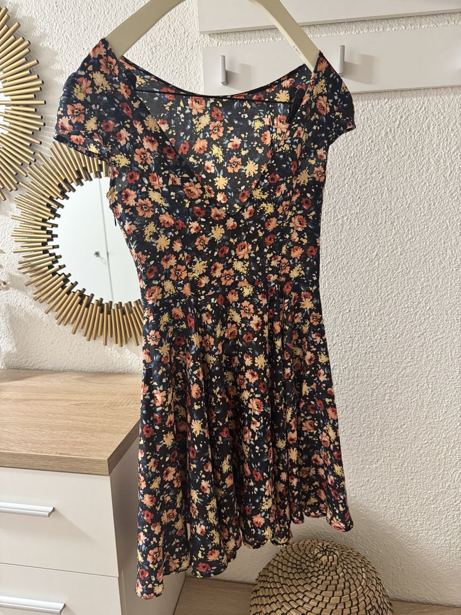 Vestiti: Zara Sommerkleid – Nuovo (secondo la descrizione) da Zürich venduto da mine.ege1 1