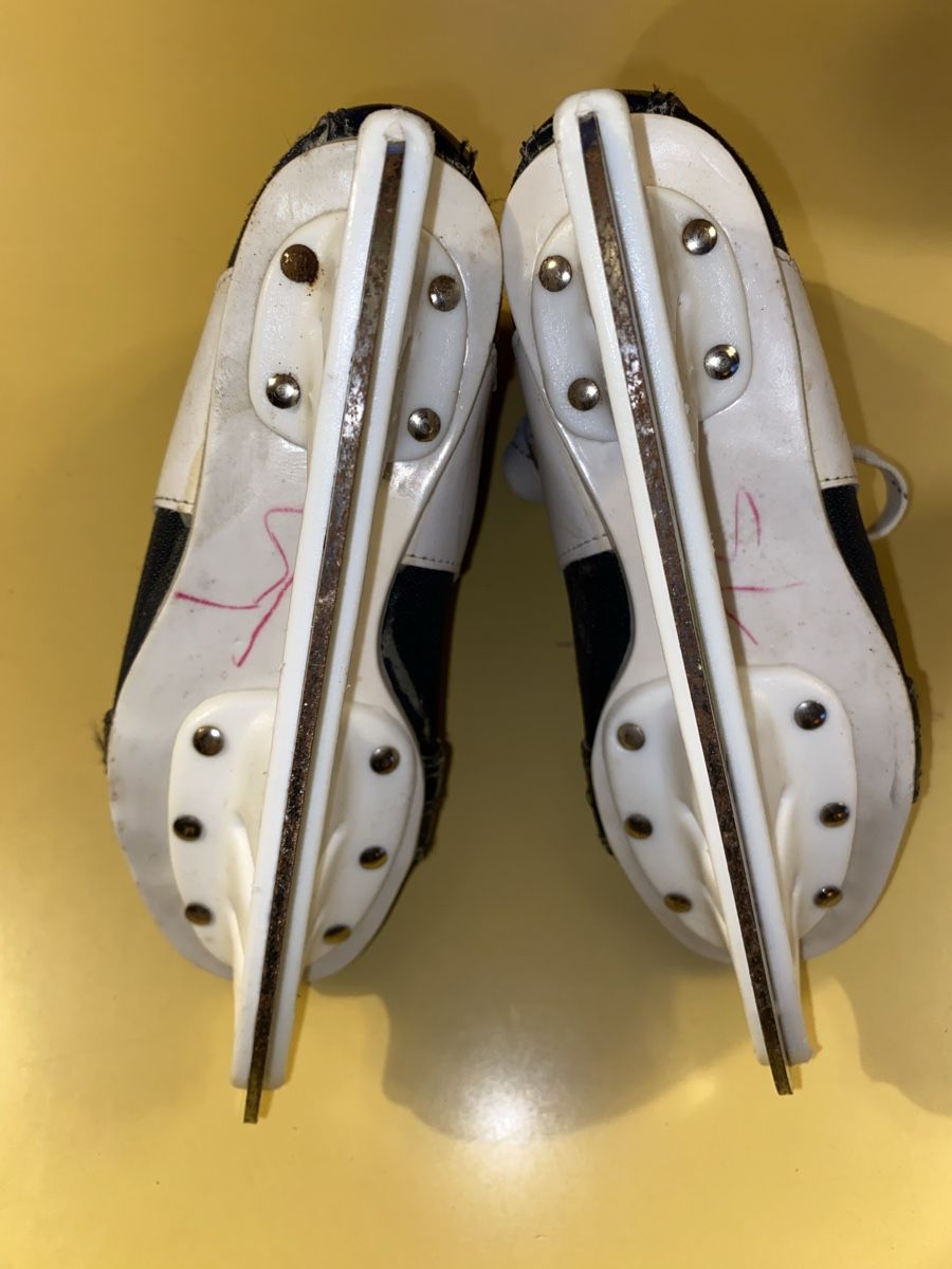 Pattini da ghiaccio: Schlittschuhe Grösse 30 !!!! – Usato da Bauma venduto da vorsteg01 2