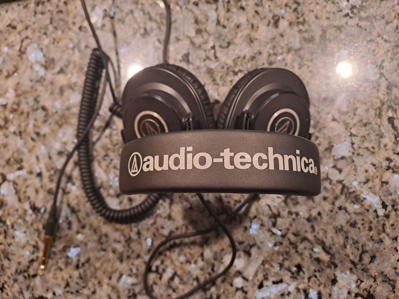 Audio Technica Cuffie: Audio-Technica Kopfhörer schwarz neuwertig – Nuovo (secondo la descrizione) da Zürich venduto da tulalitulala 5