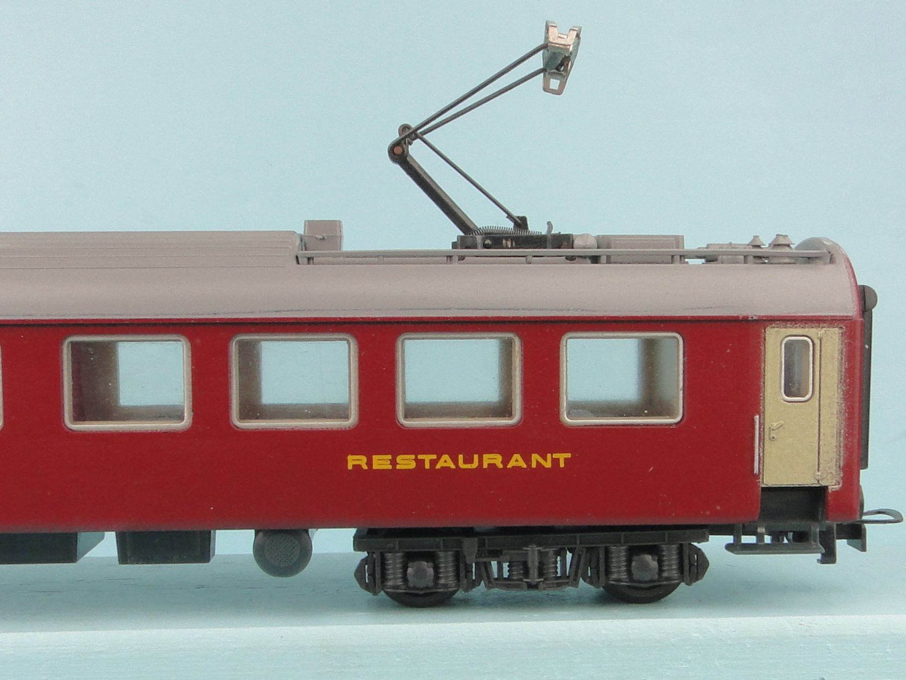Liliput Modellini di ferrovie: Liliput SBB RIC Restaurant – Usato da Bülach venduto da cann11