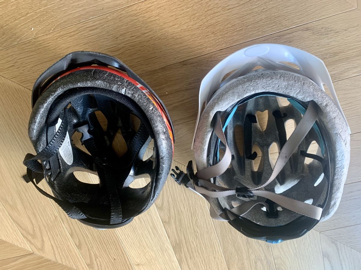 Bell Caschi: Velo Helmet (50-52) – Usato da Zürich venduto da Angela_Fashion_Lover 1