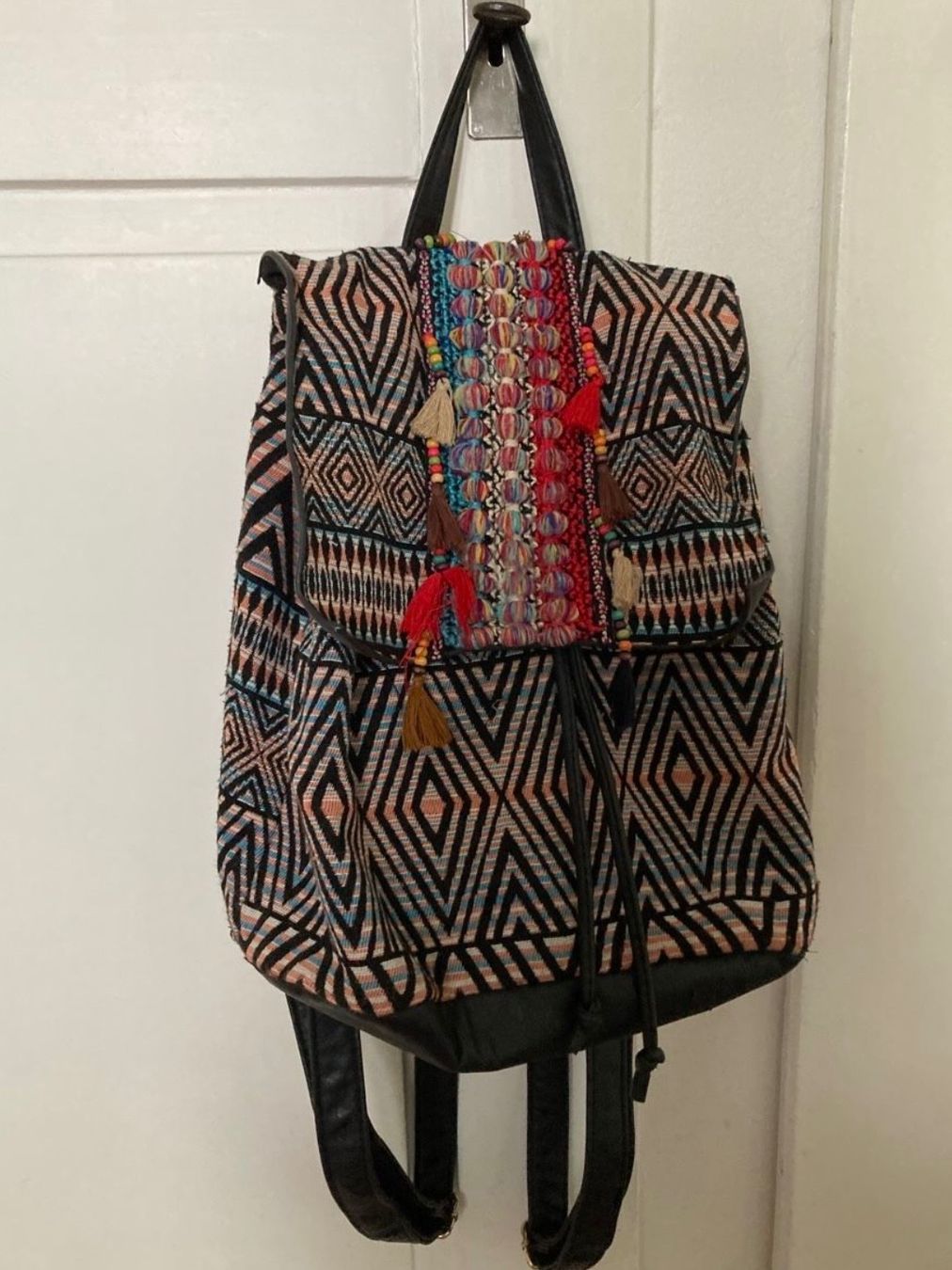 Zaini: Rucksack mit Ethno-Muster – Usato da Kloten venduto da Narenjina