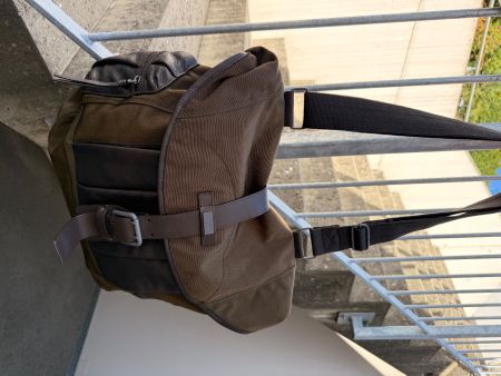 Umhängetasche Stoff/Leder olive/braun