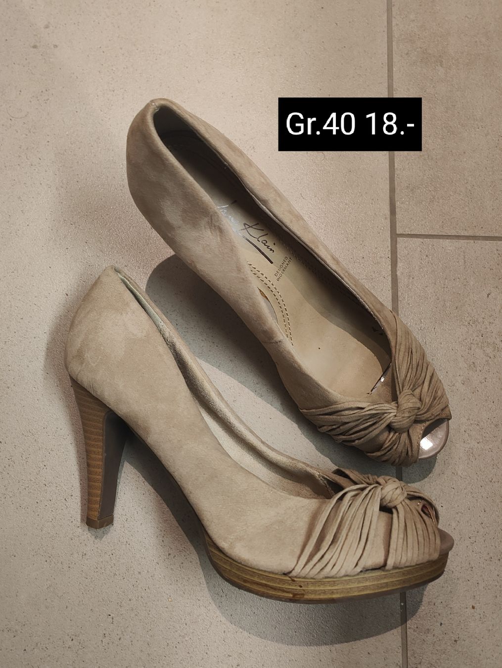 Chaussures femmes: Pump gr.40 – D'occasion à Beromünster par aniram90