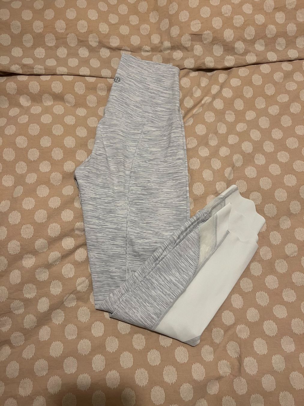 Lululemon Leggings: Lululemon Wunder under Tights Crop 23 – Neu (gemäss Beschreibung) aus Münchenbuchsee von CoRa_93 1