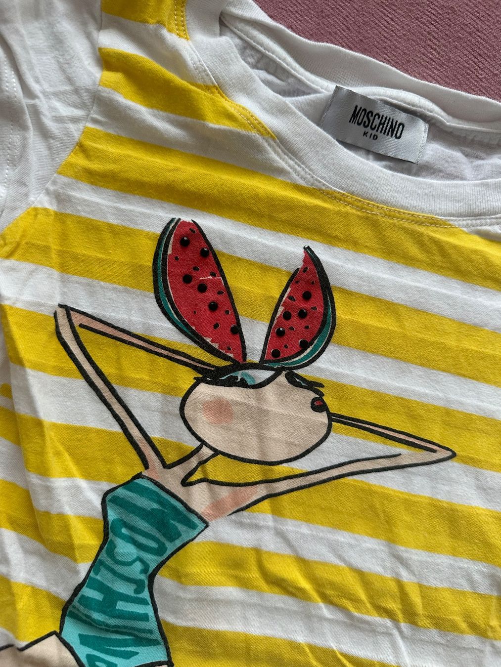 Moschino Camicette, T-shirt & Top: Moschino T-Shirt – Usato da Dürrenroth venduto da tvy_bh56 1